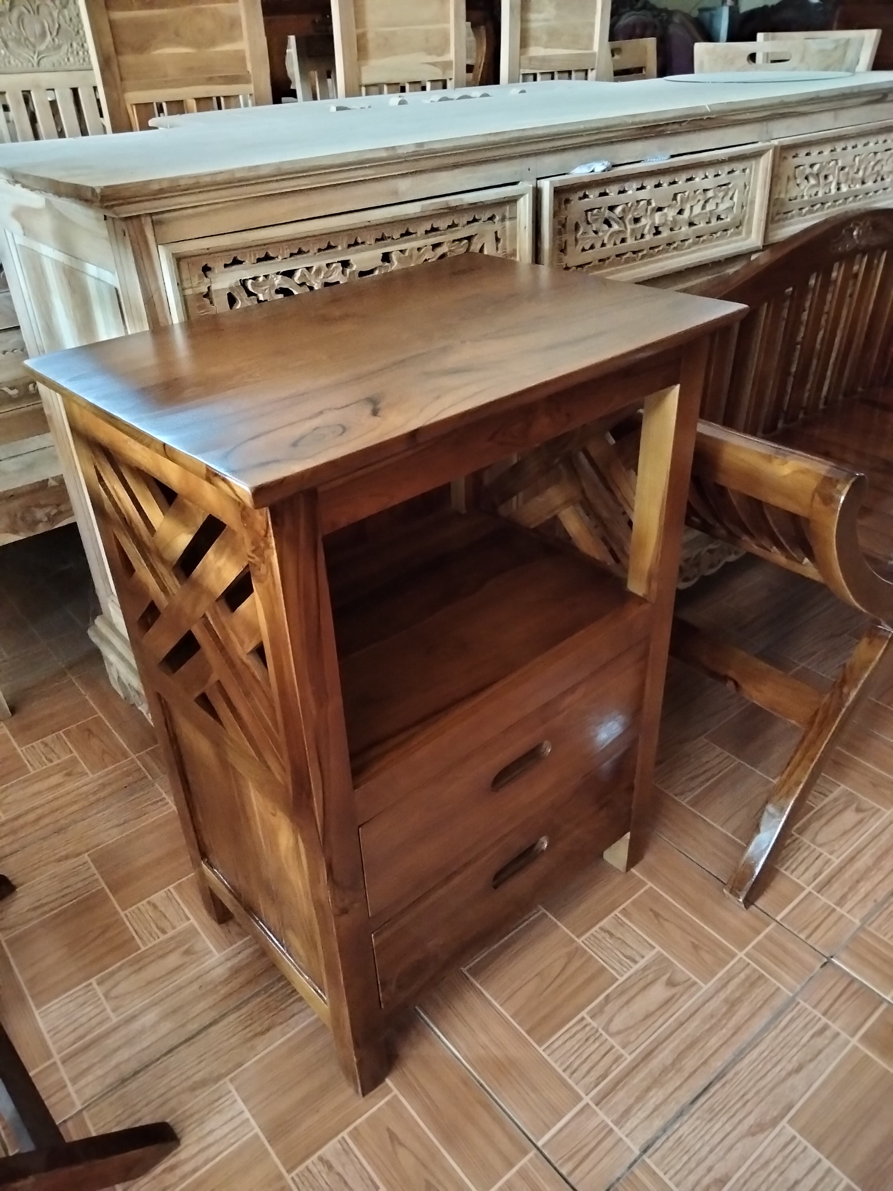 Meja Hias